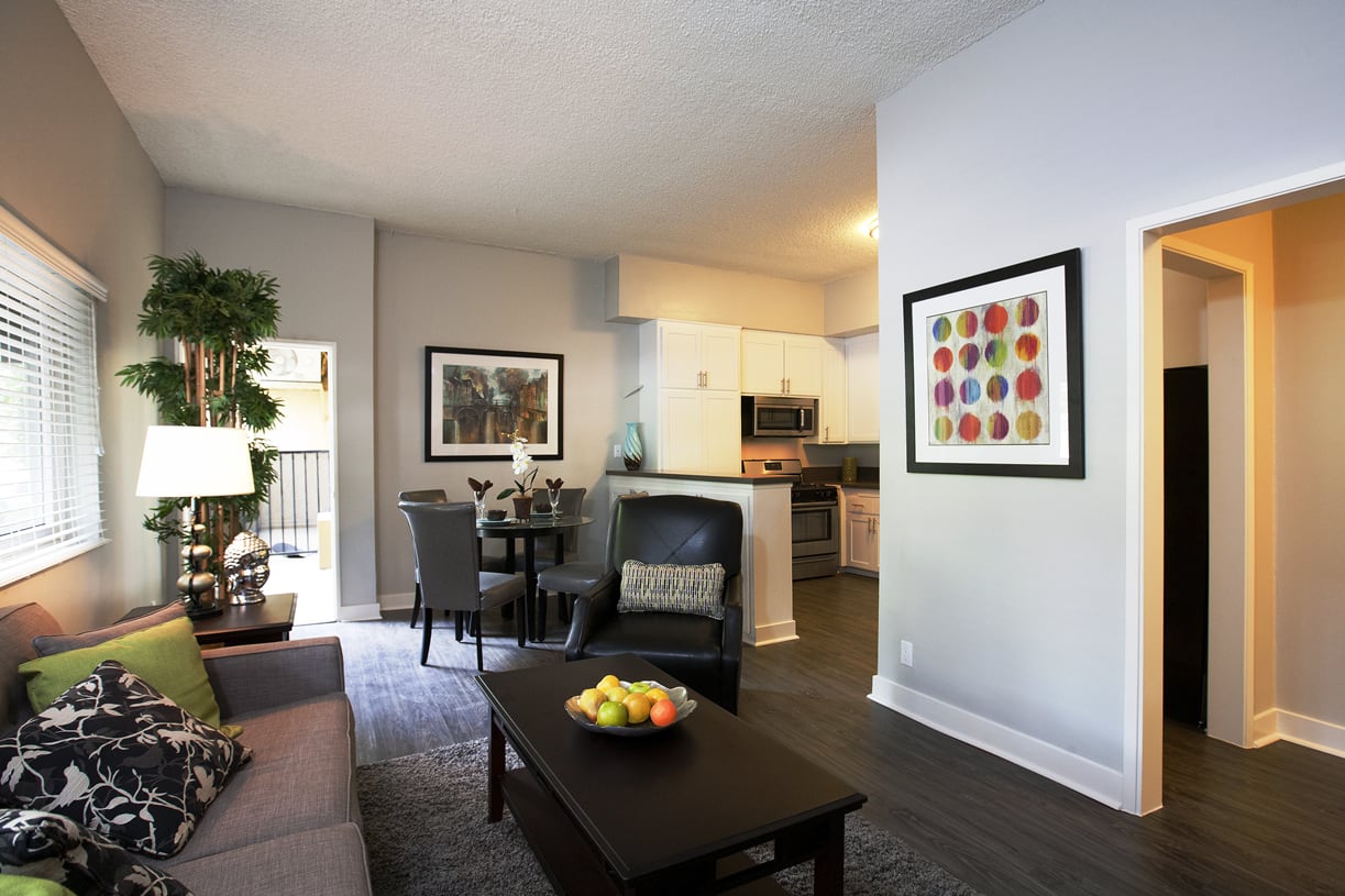 Apartments near UCLA in Westwood, CA | Axiom Westwood